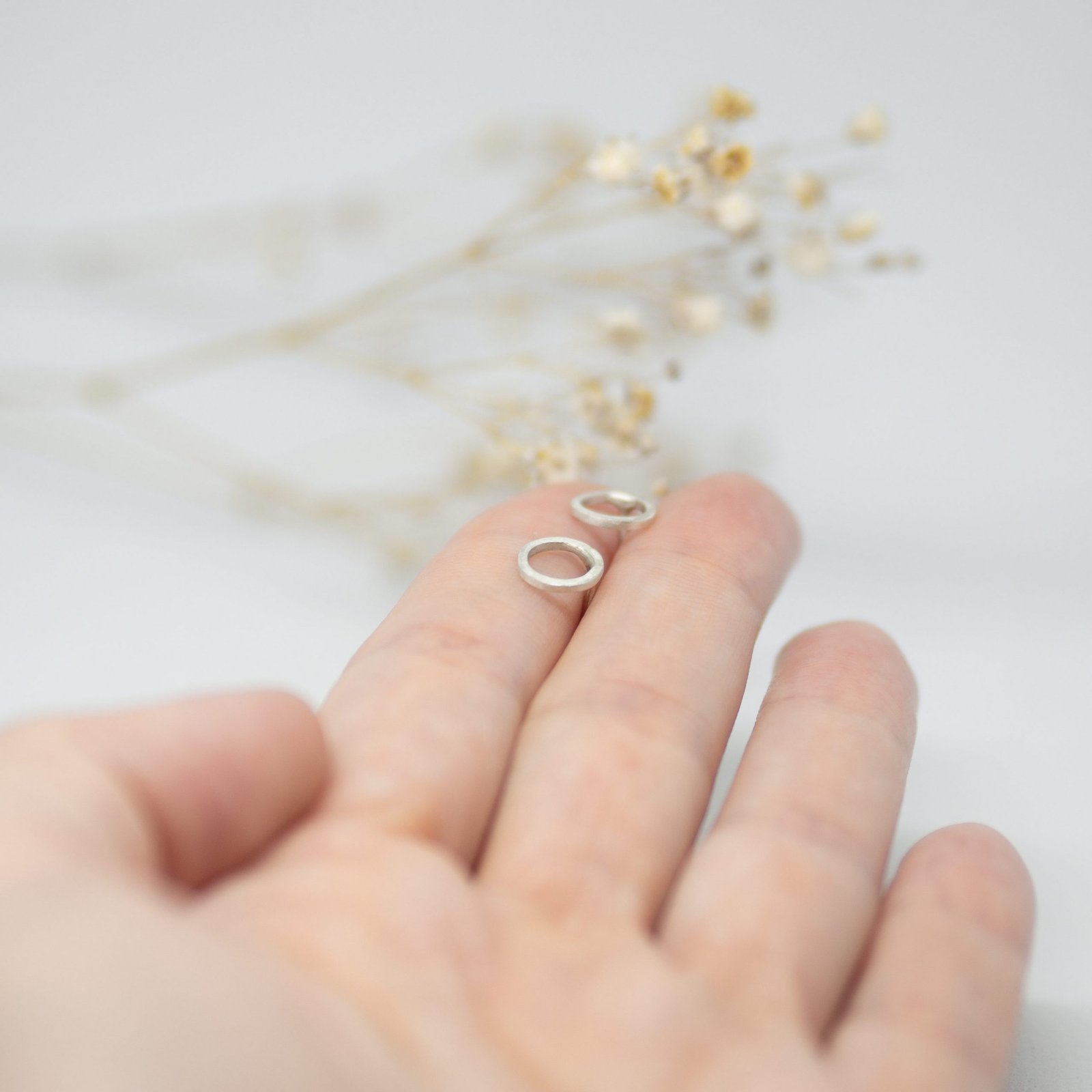 Aro minimal plata