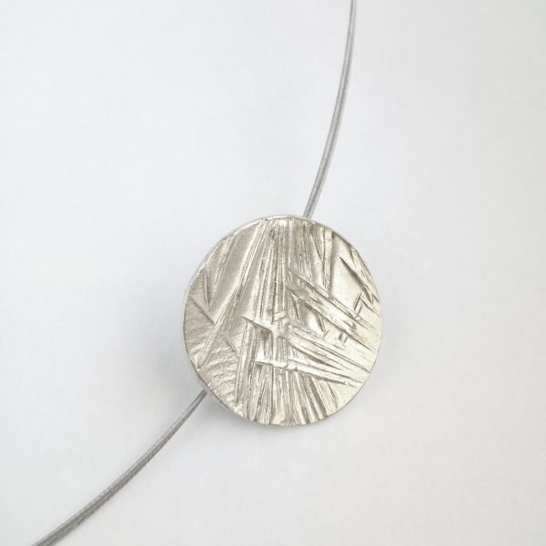 Colgante de plata lineas
