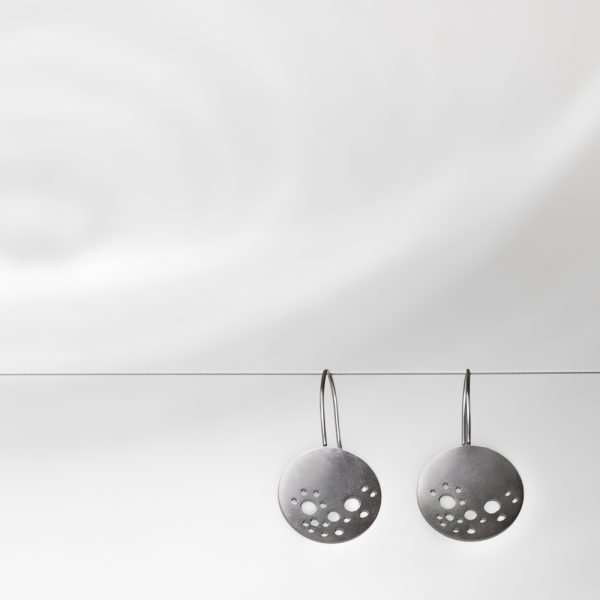 Pendientes de plata @camillebarberonphotpgraphie