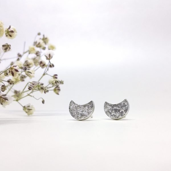Pendientes luna